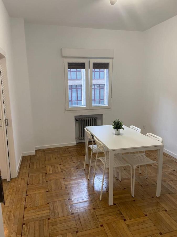 Amplio Apartamento En La Arena, 4 Hab Gijón Eksteriør bilde
