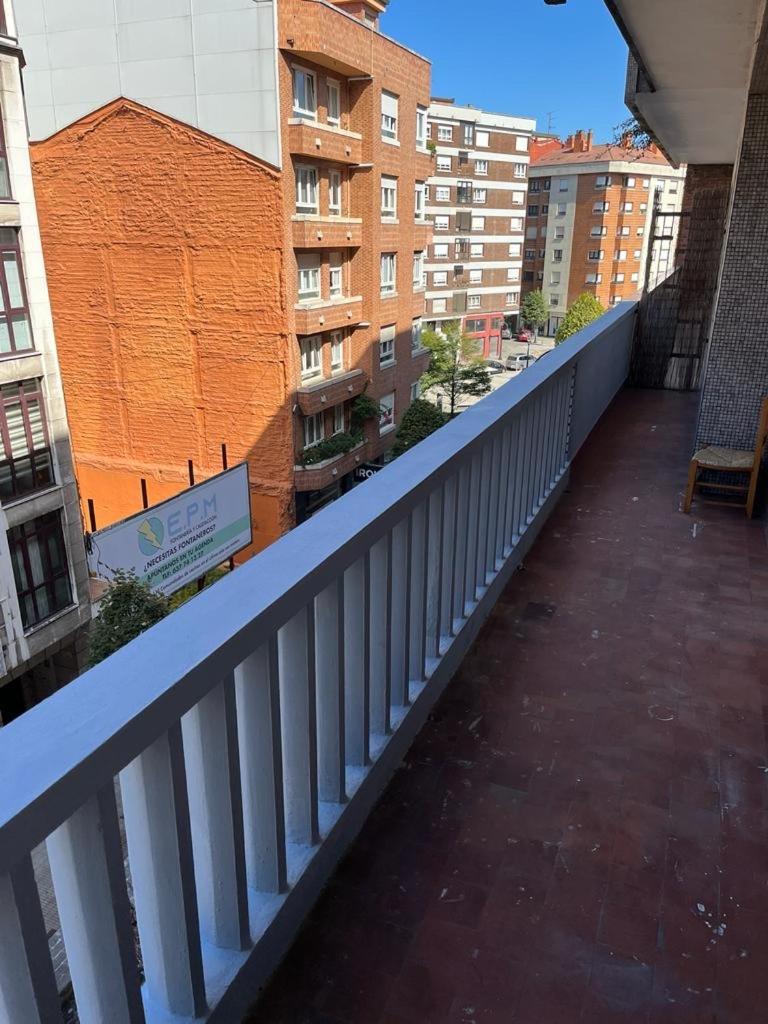 Amplio Apartamento En La Arena, 4 Hab Gijón Eksteriør bilde